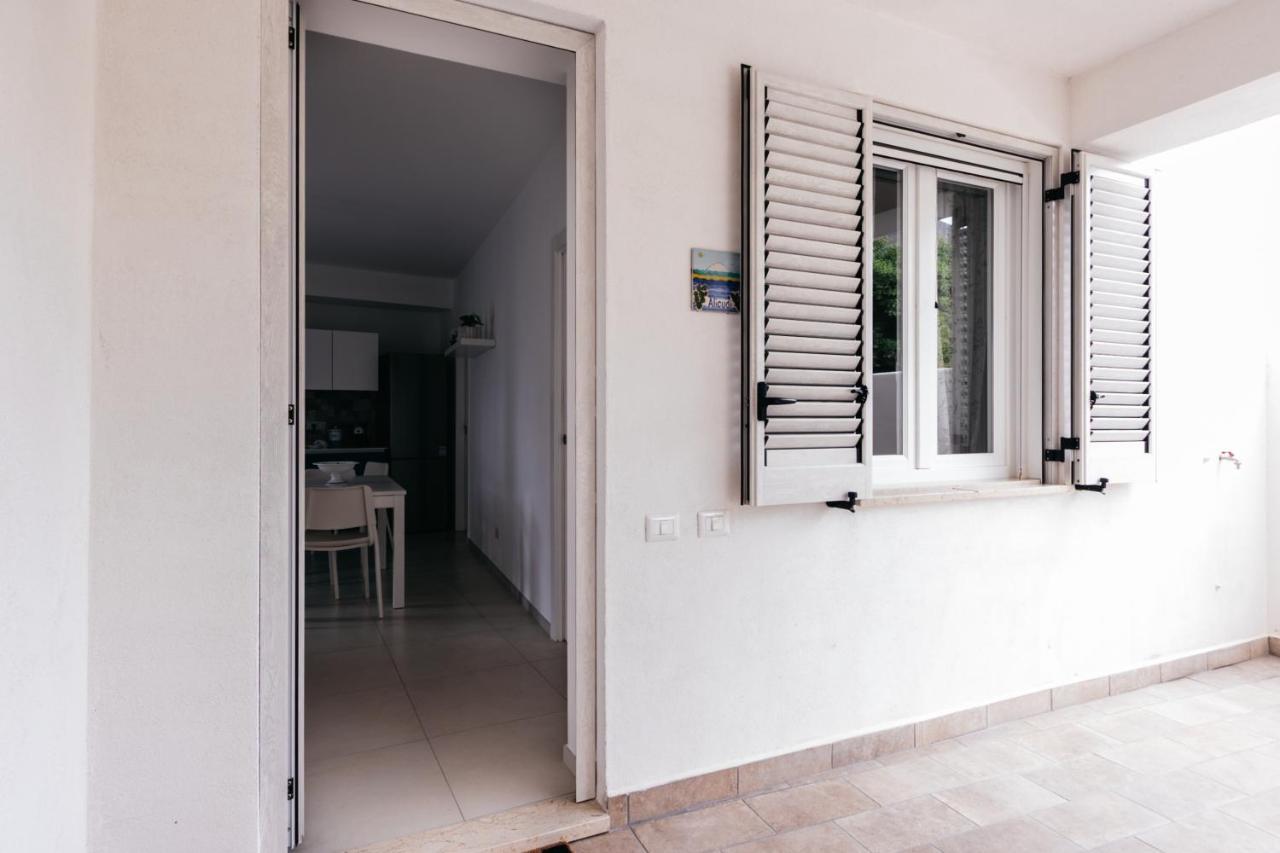 Le Isole Di Anita Apartment ลีปารี ภายนอก รูปภาพ