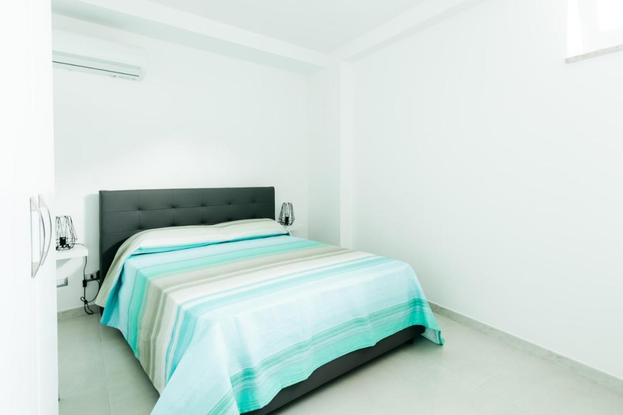Le Isole Di Anita Apartment ลีปารี ภายนอก รูปภาพ